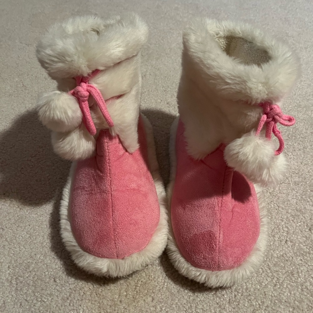 Kid slippers